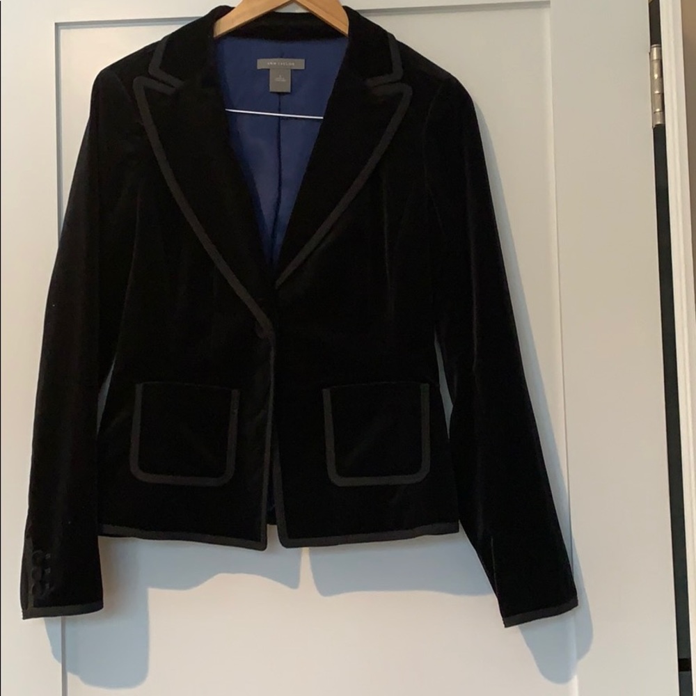 Black velvet blazer